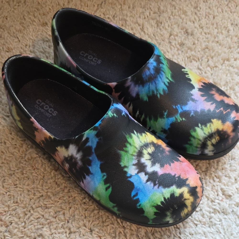 CROCS Dual Comfort Shoes Size 6